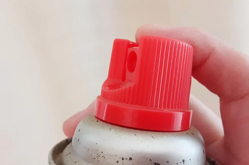 自分でハチの巣を駆除する方法